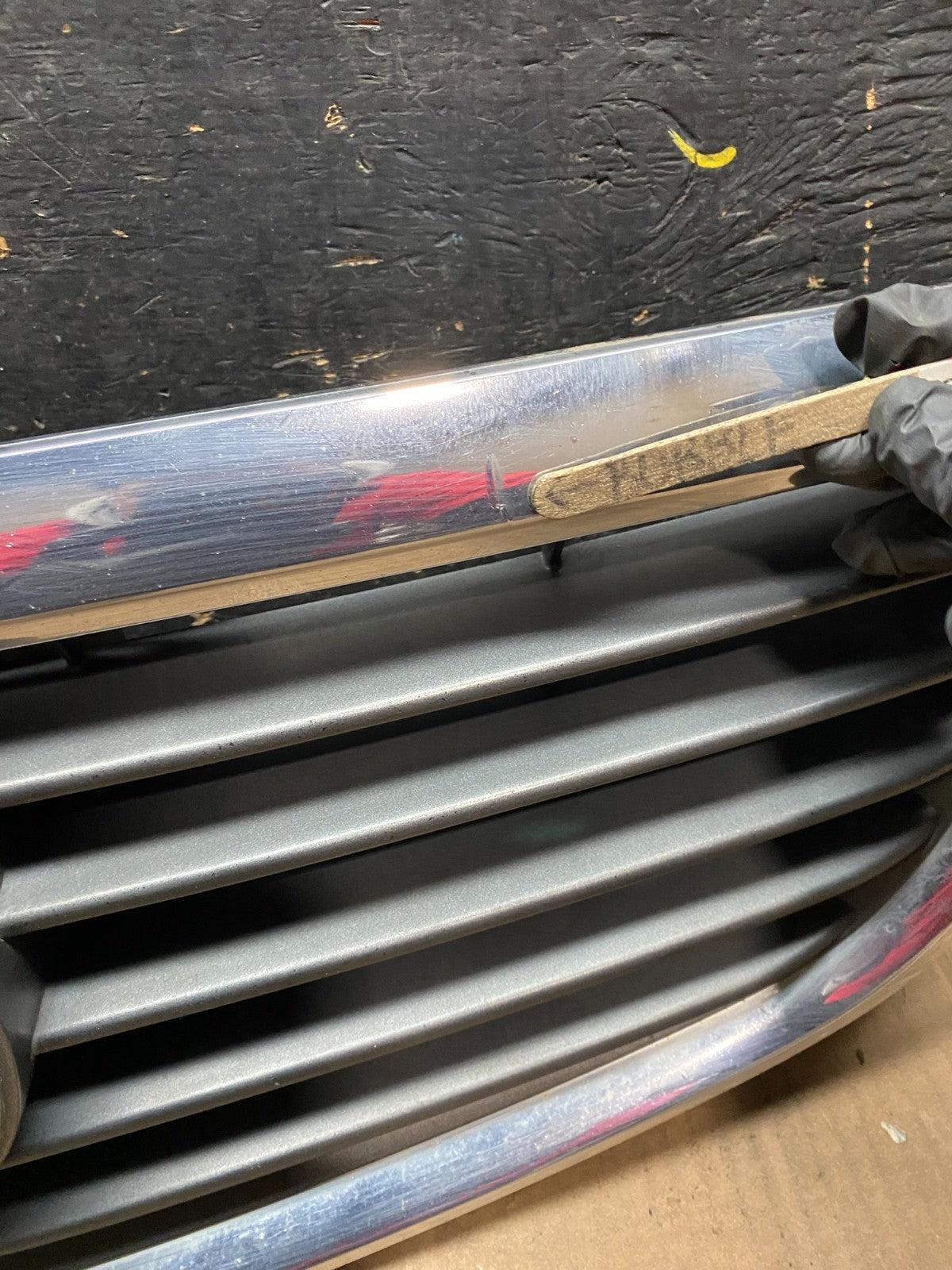 2002 to 2003 Acura RL Front Upper Grille Grill Emblem W2207 DG4
