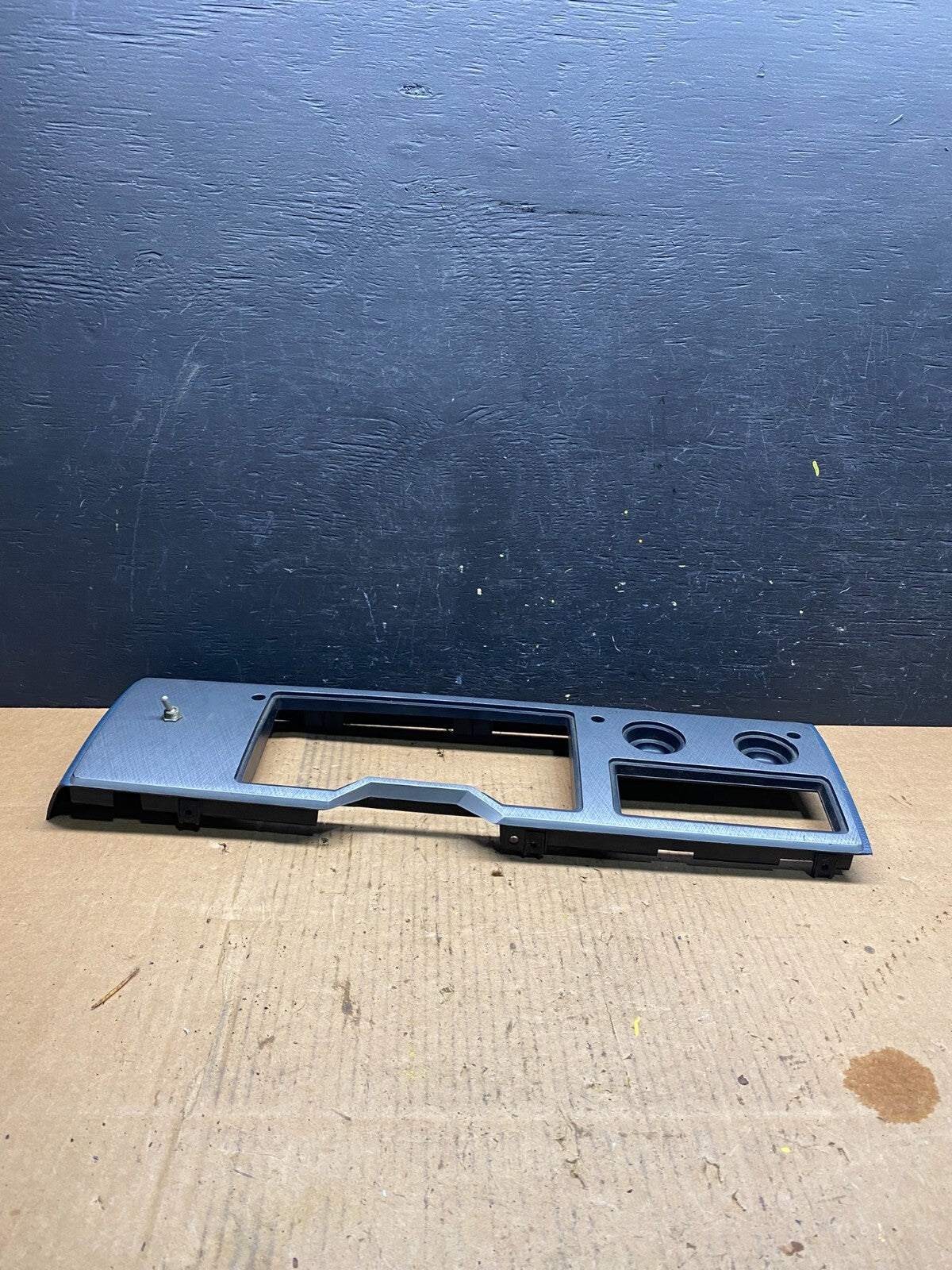 1993 1994 1995 Chevrolet Van G20 Cluster Gauge Speedometer Bezel N5149 DG1