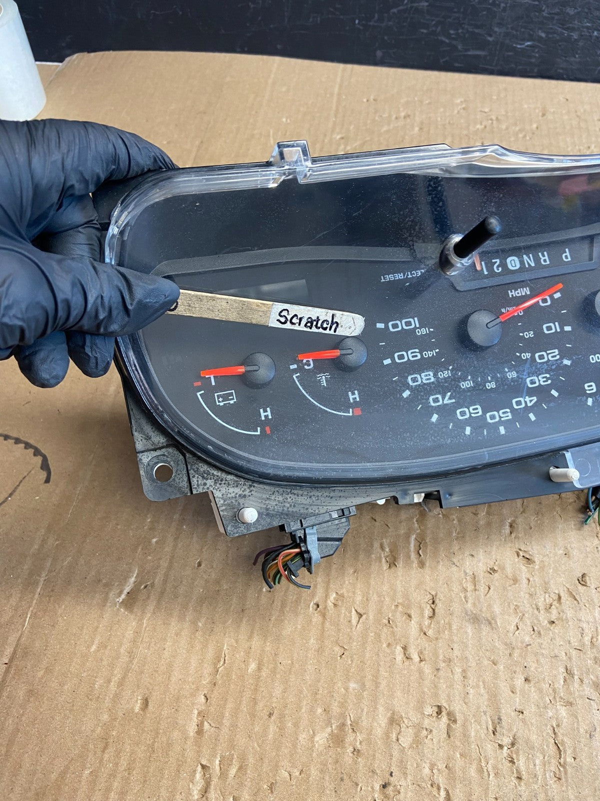 2006 Ford E350 Gauge Speedometer Cluster AF1581 DG3