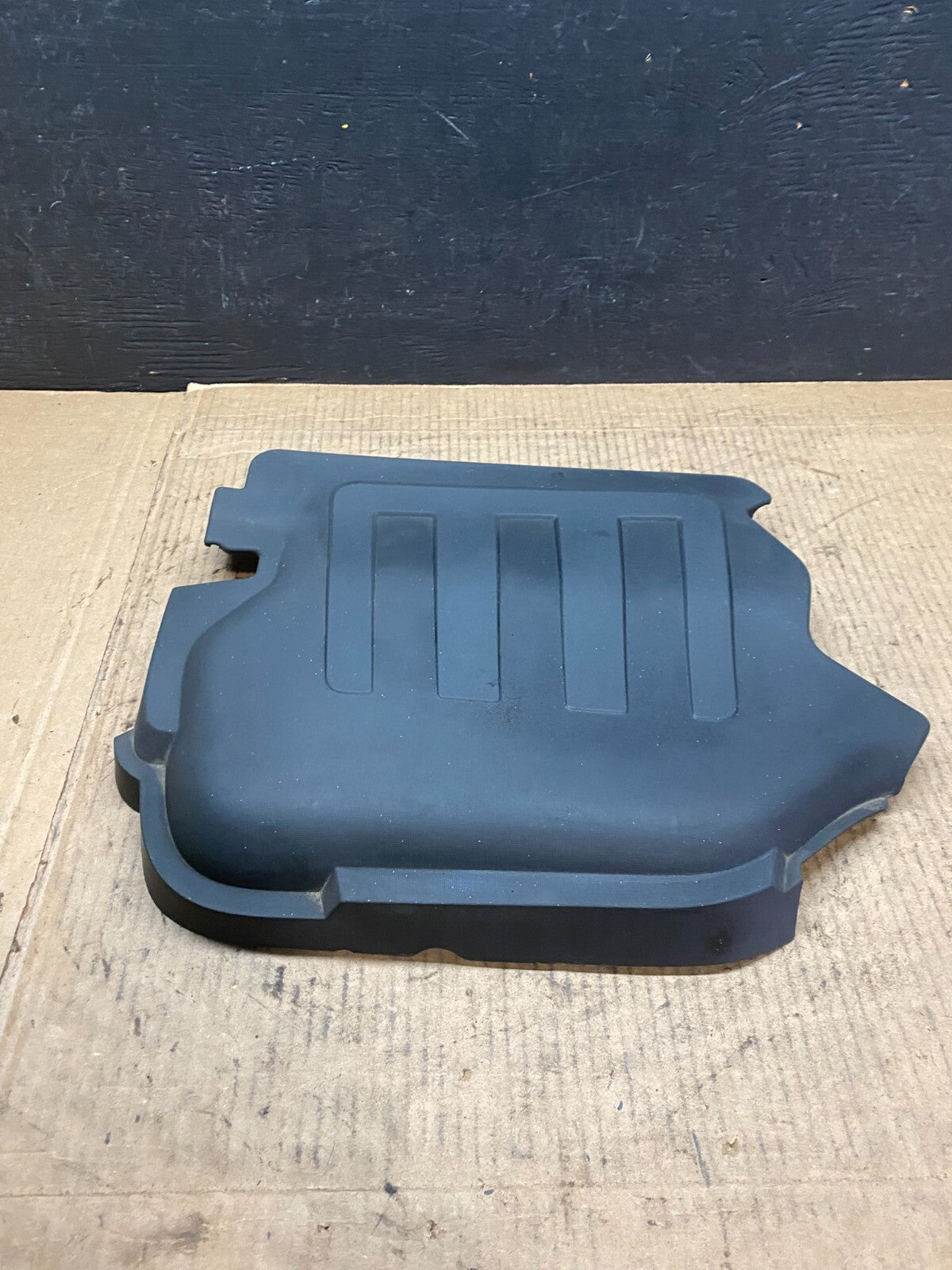 2008 to 2012 Chevrolet Malibu Engine Cover Plastic Motor Shield G2791 DG10