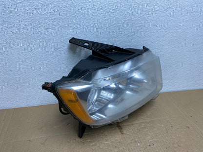2011-2013 Jeep Grand Cherokee Right Passenger Halogen Headlight AC3842 DW2