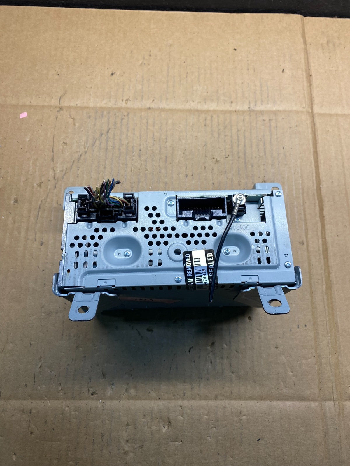 2016 2017 Ford Taurus Radio Stereo CD Player Receiver AM FM Audio ai9950 DG5