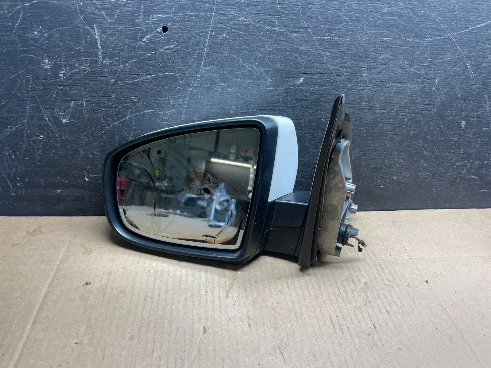 2007 to 2013 BMW X5 Left Driver LH Side View Door Mirror Oem O8636 DG2