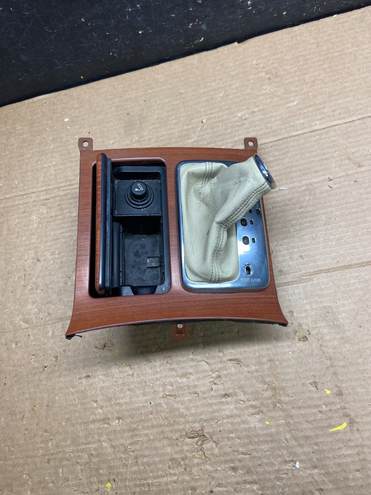 2006 to 2010 Infiniti M35 Center Console Gear Shifter Floor Bezel OEM  W1813 DG1