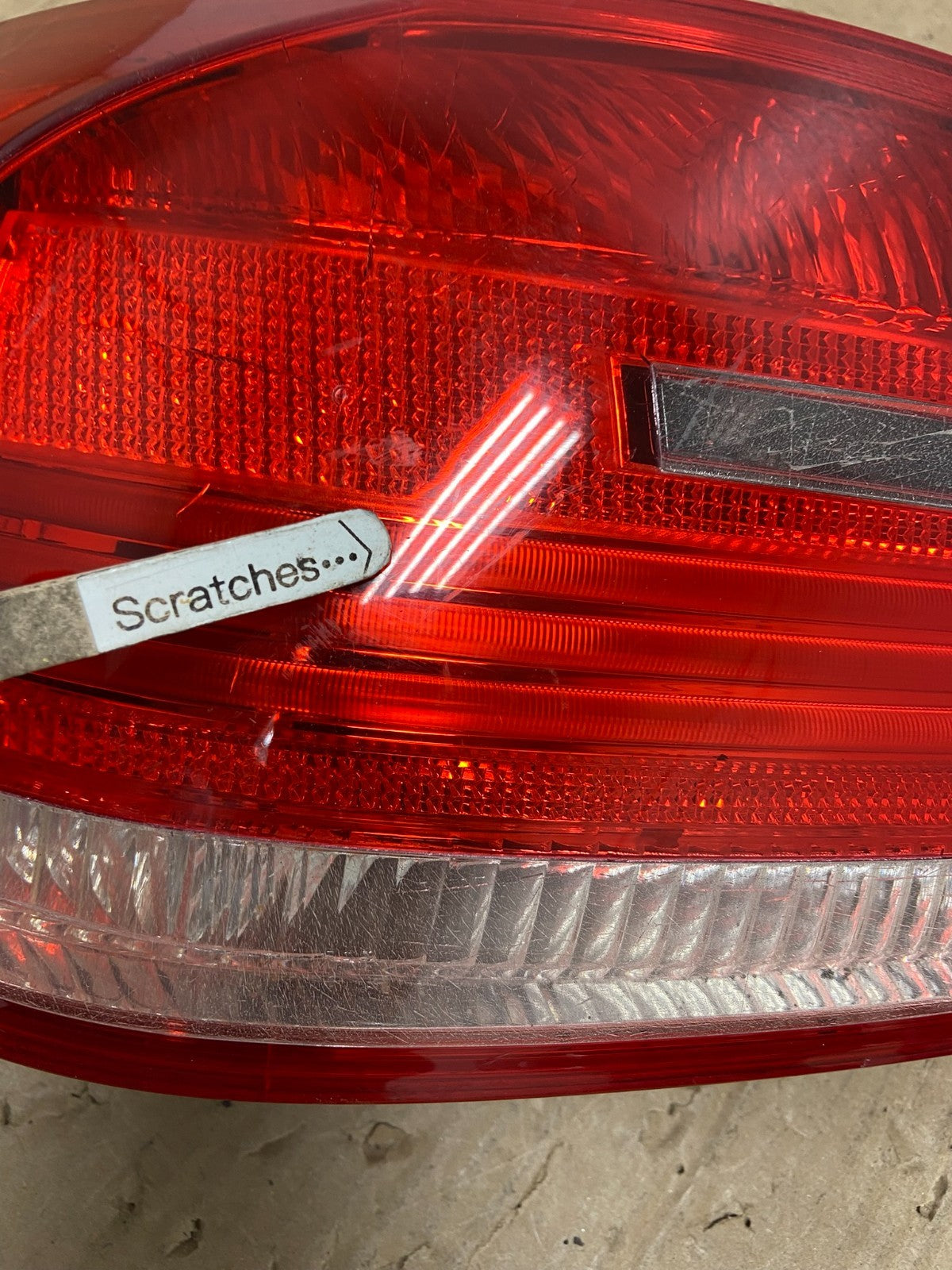 2007 - 2010 BMW M3 328i 335i Convertible Left Driver LH Tail Light AE9331 DW3