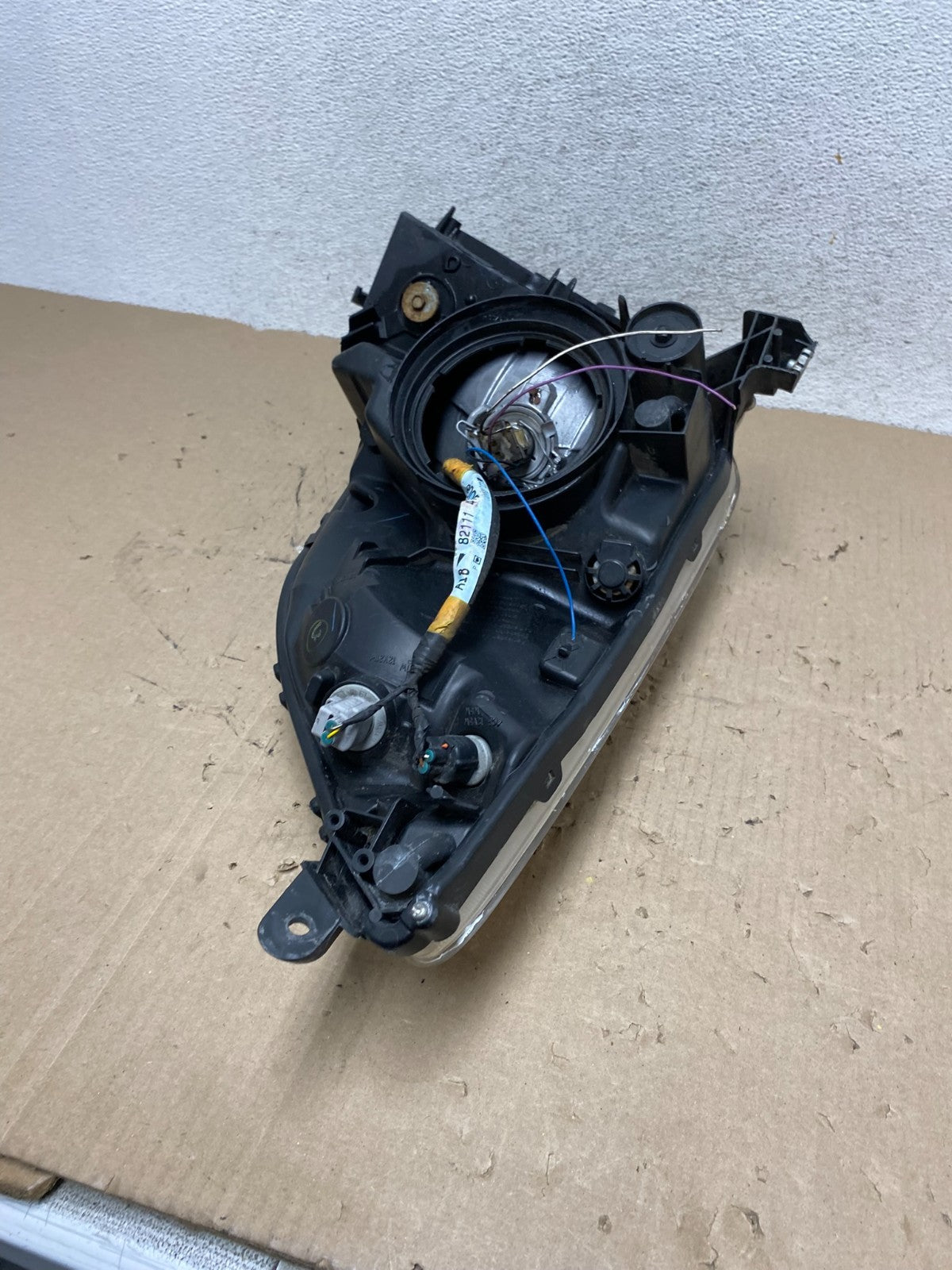 2006-2009 Toyota Prius Left Driver LH Side Blue Headlight Halogen AG7006 DW7