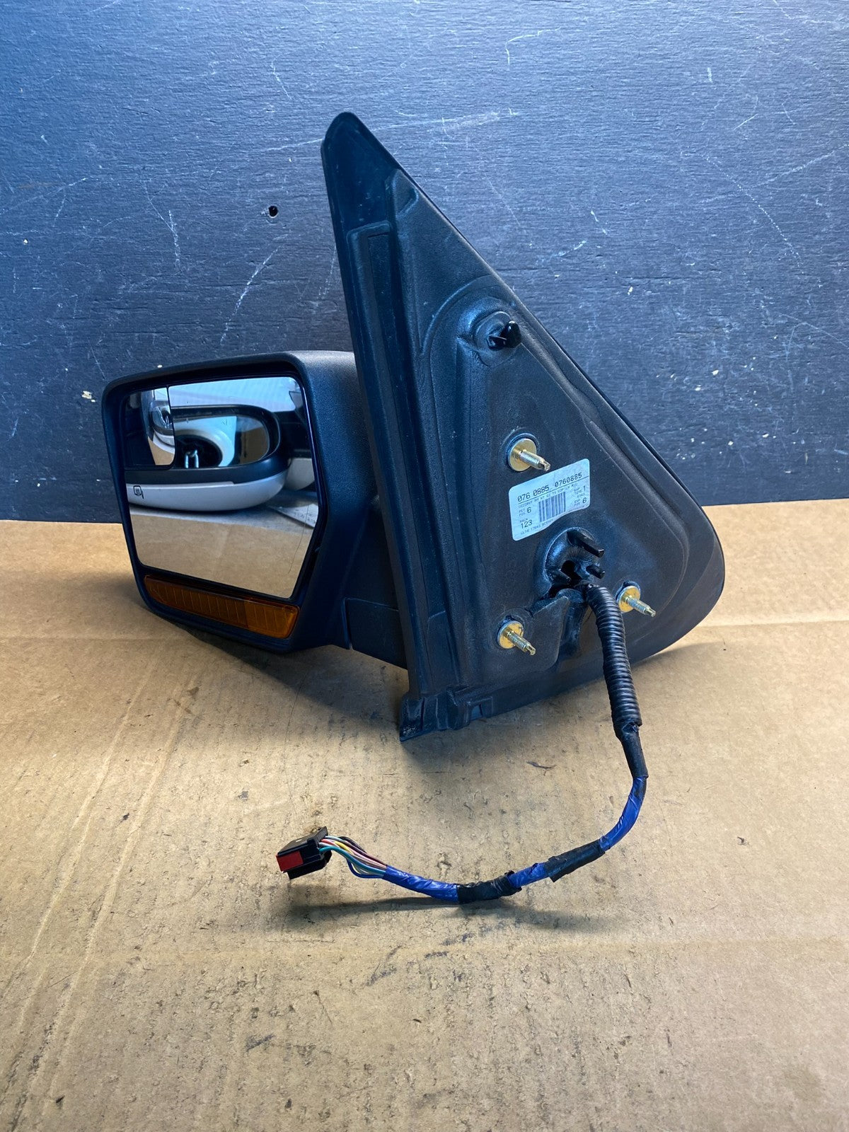 2007-2011 Ford Expedition Left Driver View Door Heated Mirror AB3888 MS10