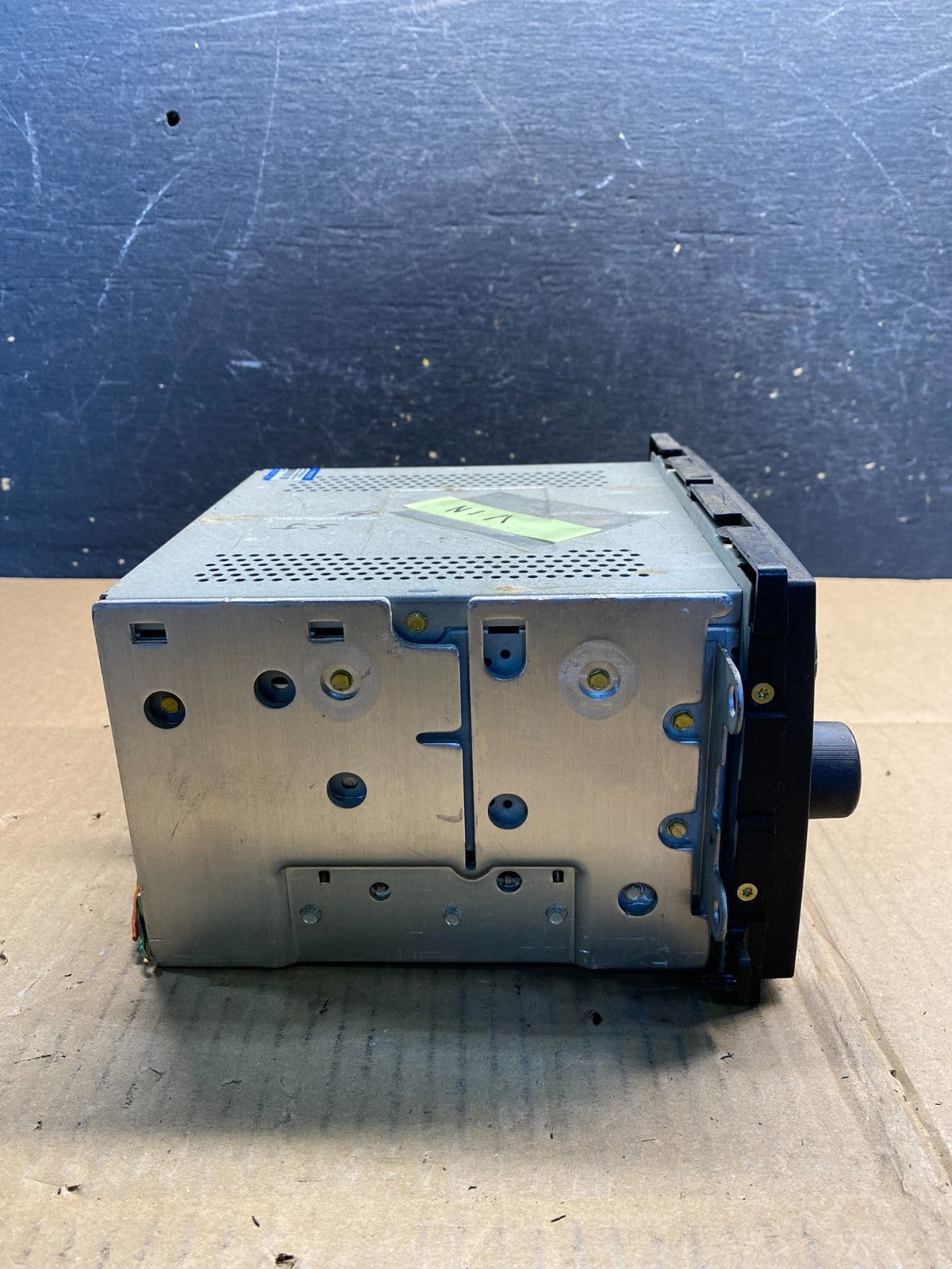 2005 to 2007 Ford Five Hundred Montego Radio CD Player AA7306 DG2