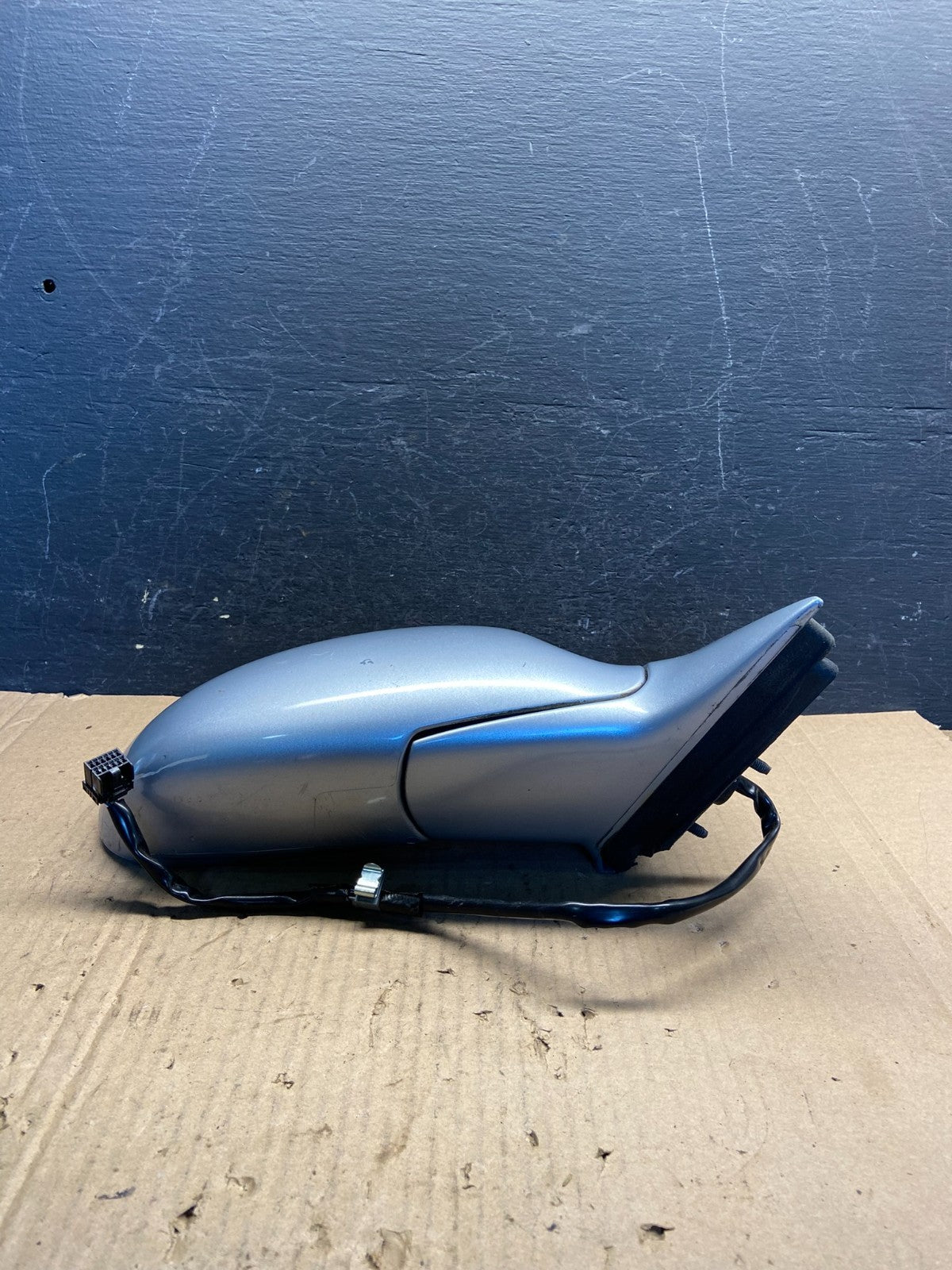 2000 - 2005 Buick LeSabre Right Passenger RH Side Door View Mirror AE2381 DW3
