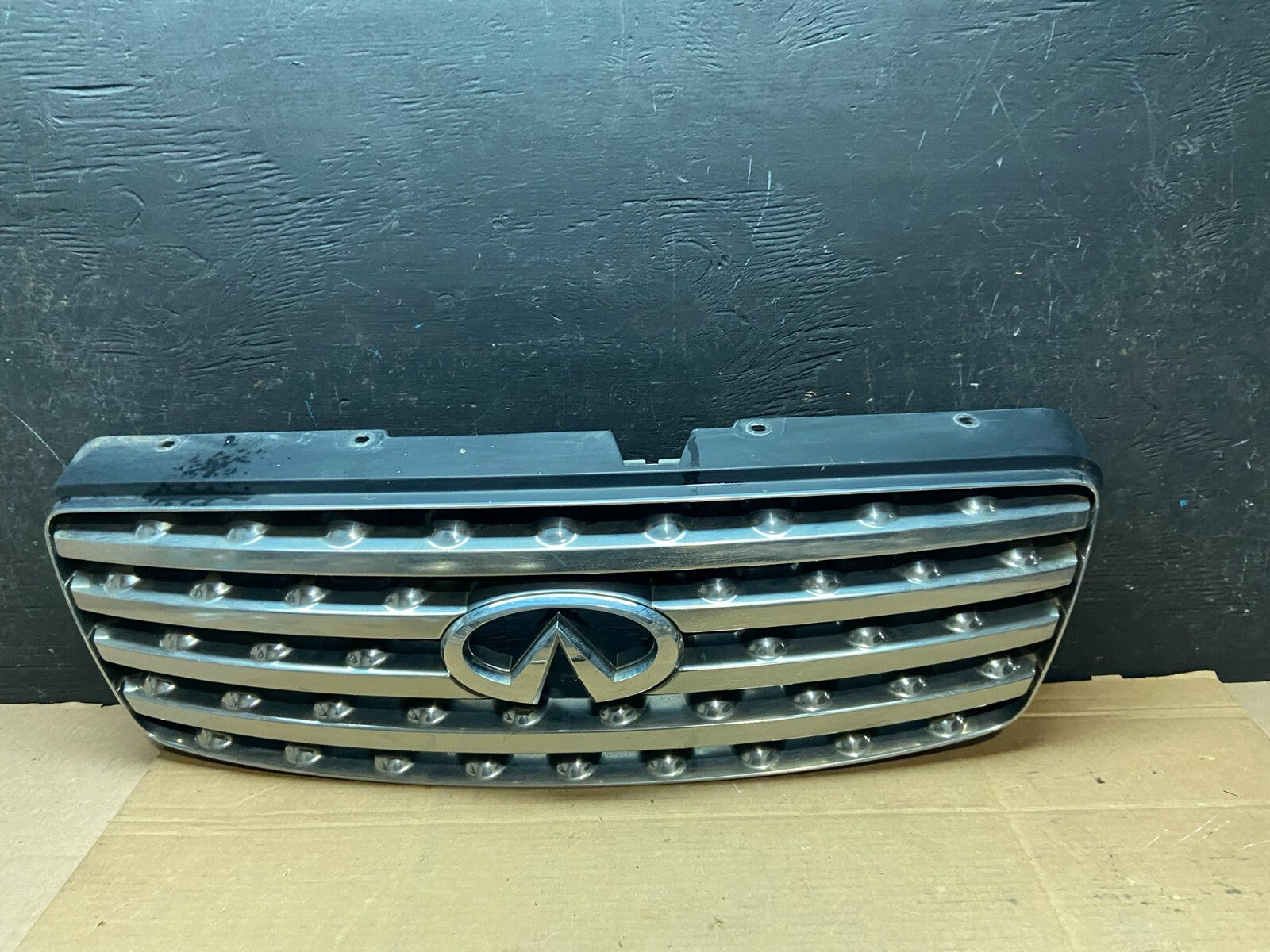 2003 2004 2005 Infiniti FX35 Grill Grille W/ Emblem Oem i2891 DG10