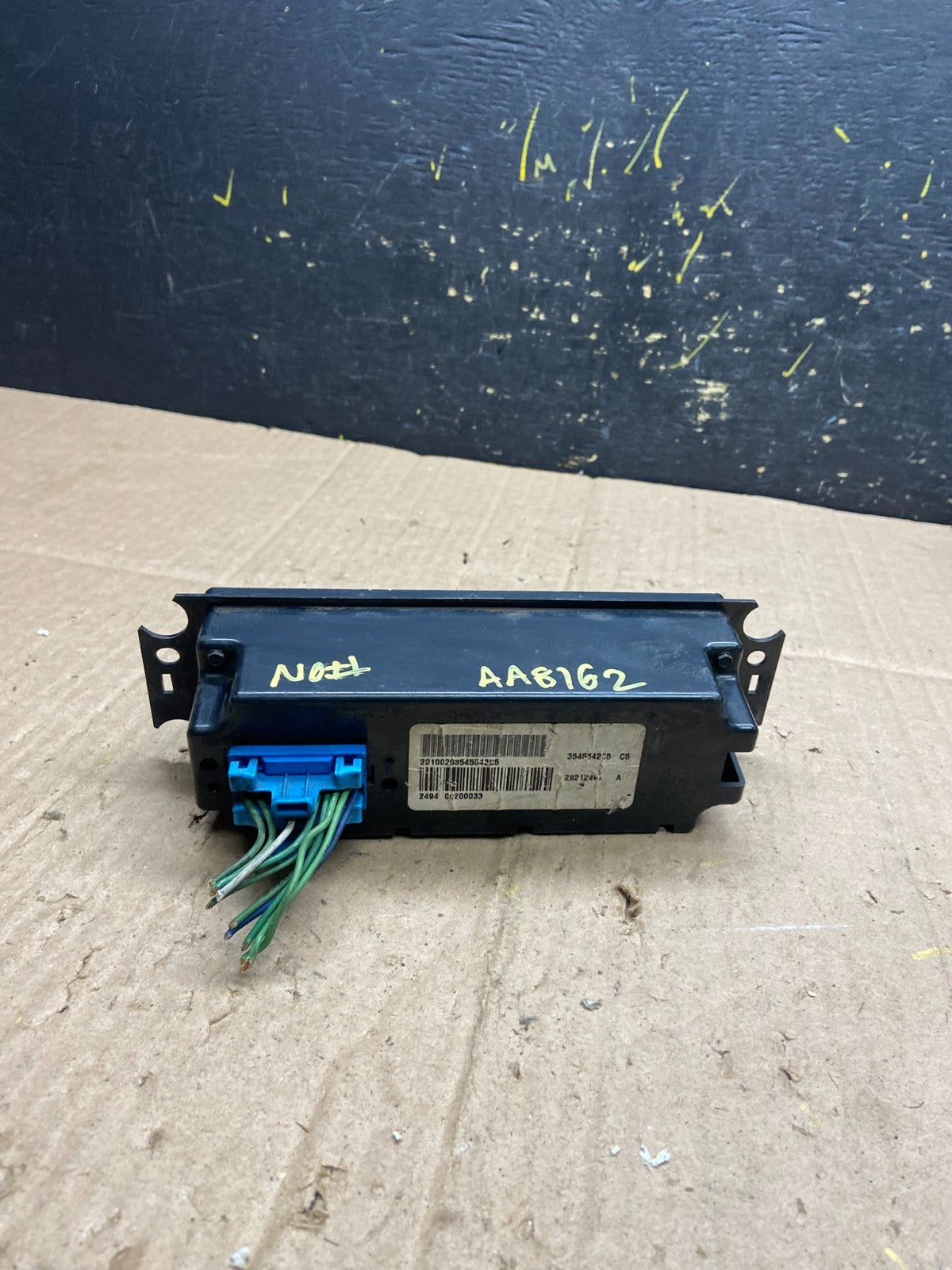 International Navistar 4300 Climate Control Heater Fan Panel  AA8162 DG3