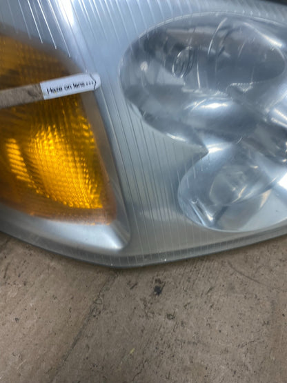 2002 to 2009 Gmc Envoy Right Passenger RH Side Headlight Halogen AC6078 DW4
