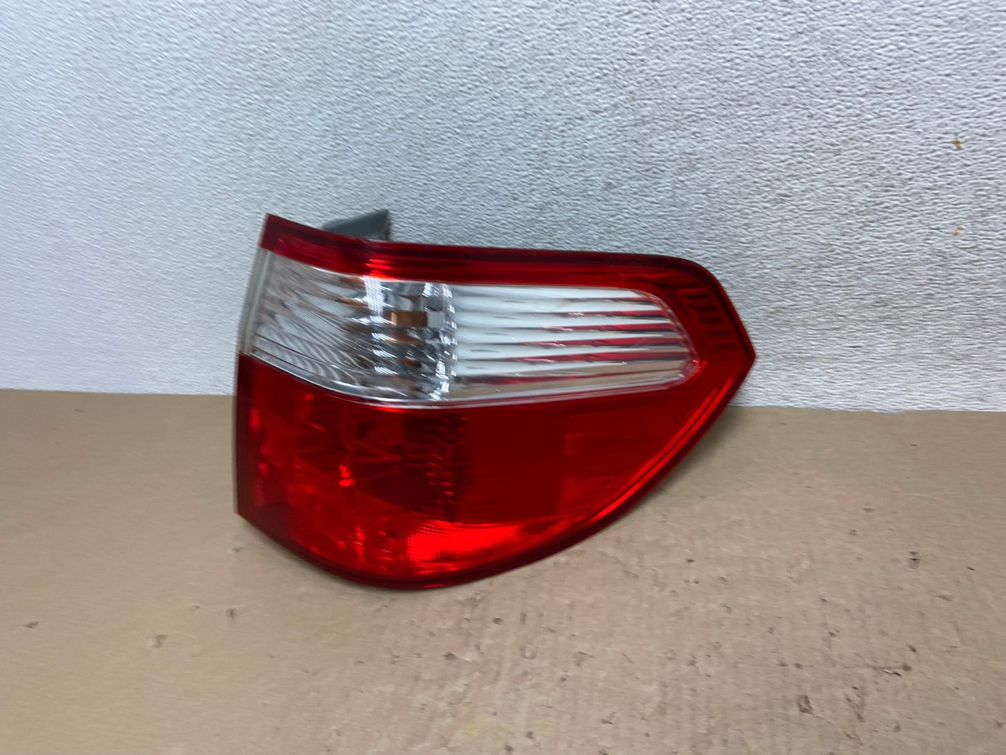 2005 2006 2007 Honda Odyssey Right Passenger RH Side Tail Light AG6999 LK1