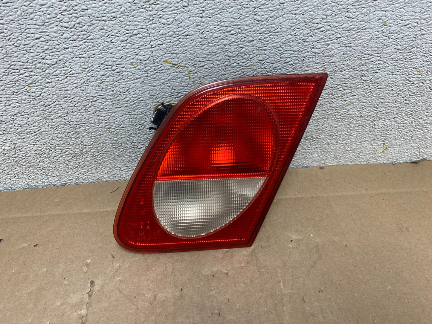 1996 - 1999 Mercedes-Benz E W210 E320 Right Passenger Inner Tail Light S0665 DW0