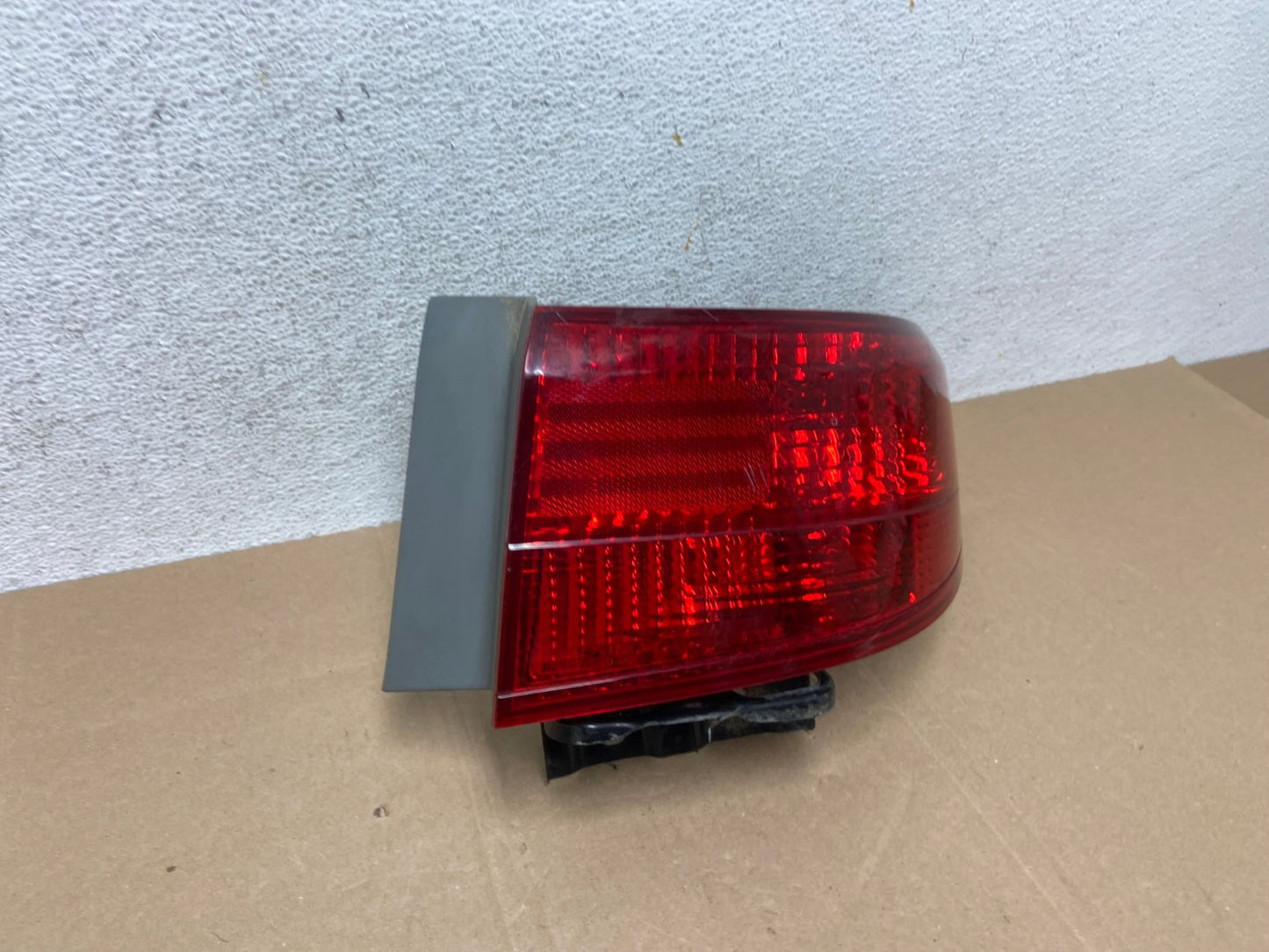 2005 Honda Accord Right Passenger Rh Side Tail Light AE4893 LK2