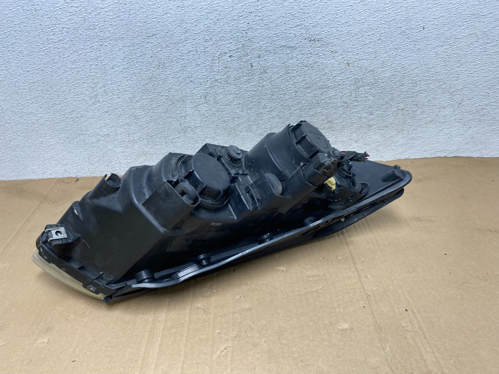 2006 to 2008 Hyundai Sonata Left Driver LH Side Headlight Halogen AE9093 DW5