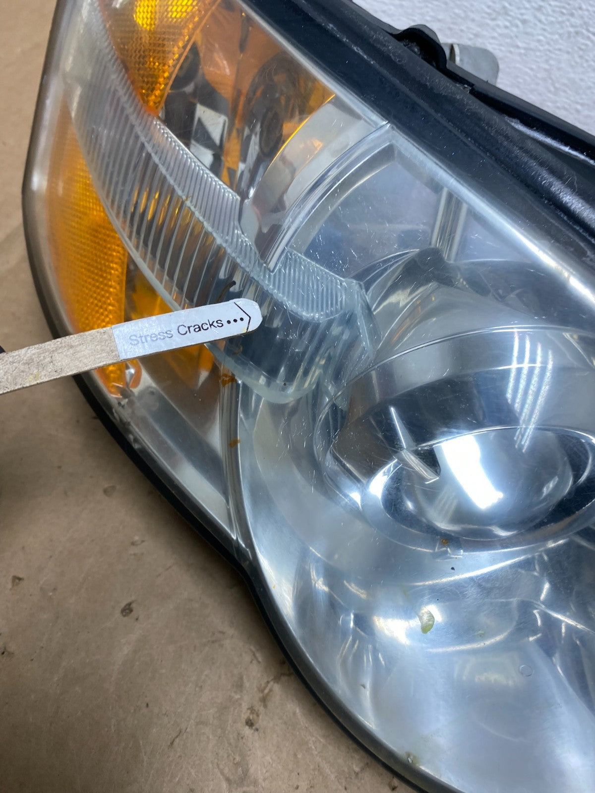 2006 to 2007 Subaru Legacy Right Passenger RH Side Headlight AD3177 DW3