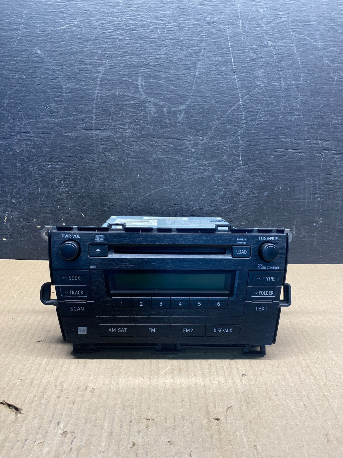 2010 to 2011 Toyota Prius Radio Stereo Receiver Aux Disc CD Player AG3964 DW0
