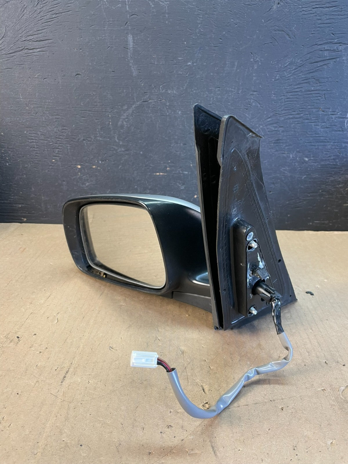 2004 to 2009 Toyota Prius Left Driver LH View Door Mirror AD5620 DW2