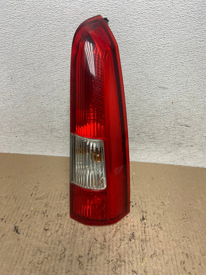 2001-2004 Volvo XC70 V70 Right Passenger RH Side Tail Light Upper AF7157 LK0