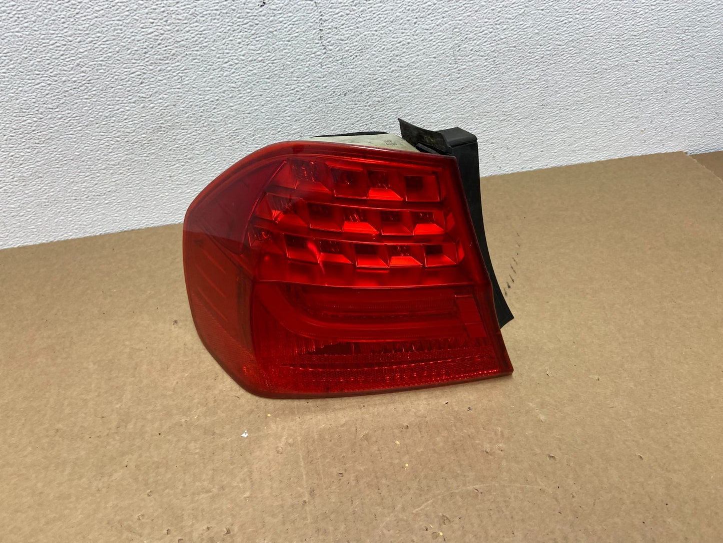 2009 2010 BMW 323i 325i 328i 335i 3 Series Left Driver Tail Light OEM AC0026 DW0