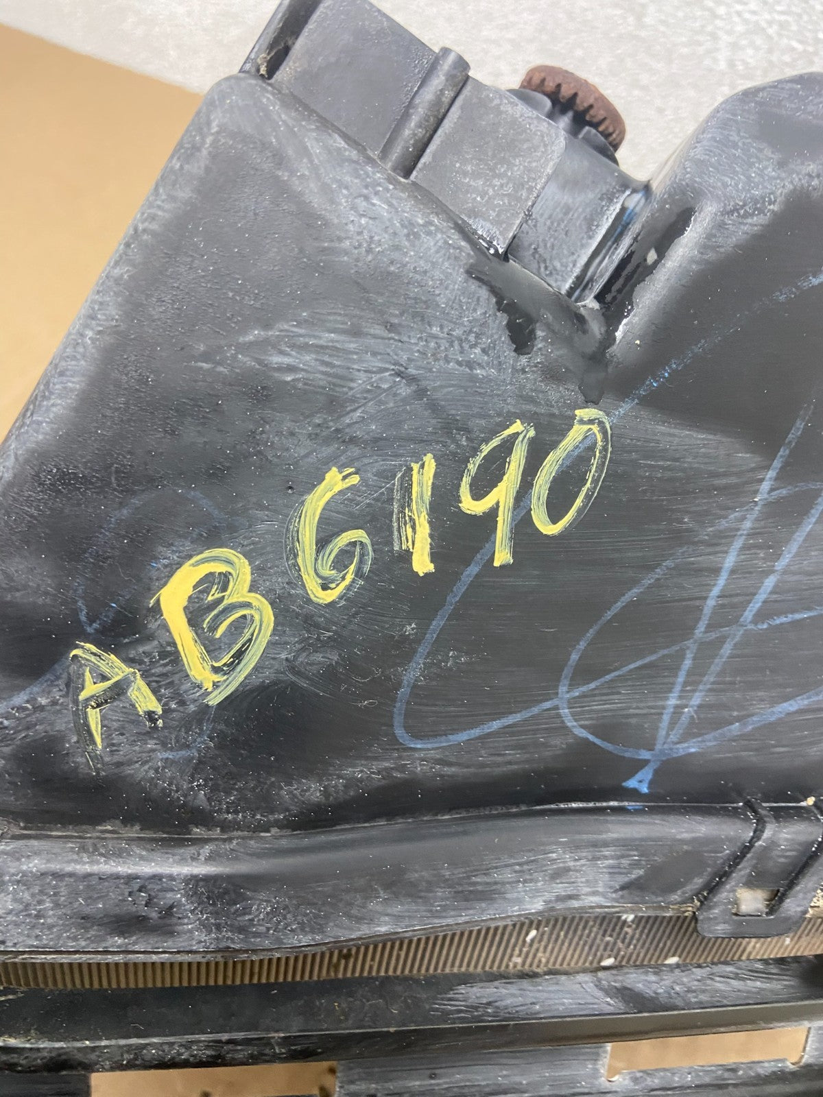 2006 2007 2008  Honda Ridgeline Right Passenger Halogen Headlight Oem AB6190 DW9