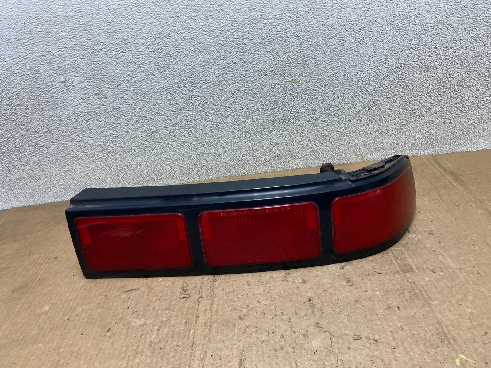 1990 to 1994 Chevrolet Lumina Right Passenger Side Tail Light AA7162 DW0