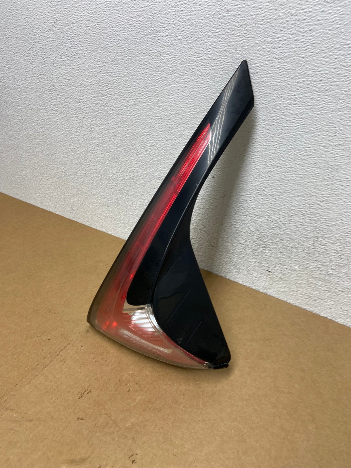 2015 to 2018 Nissan Murano Right Passenger Side Tail Light Inner Oem AC1712 LK1