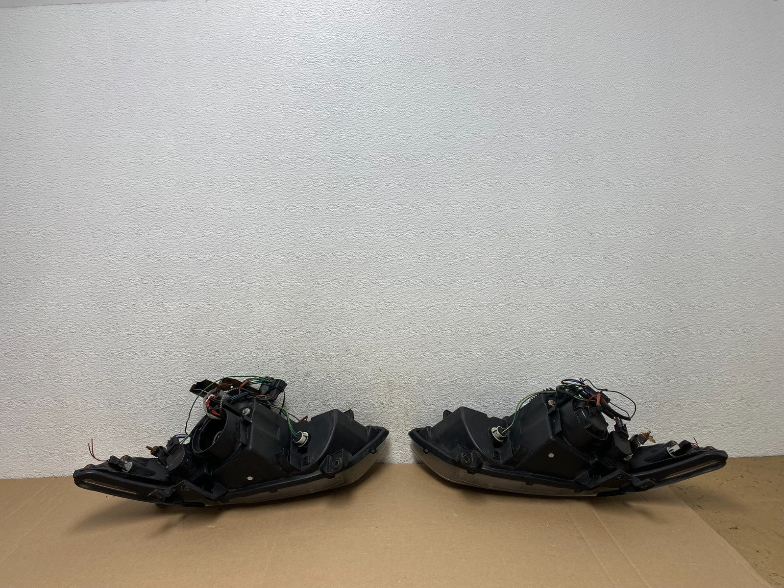 2004 - 2008 Infiniti Fx35 LED Left+Right Set LED Black Side Headlights AF2983 DG5