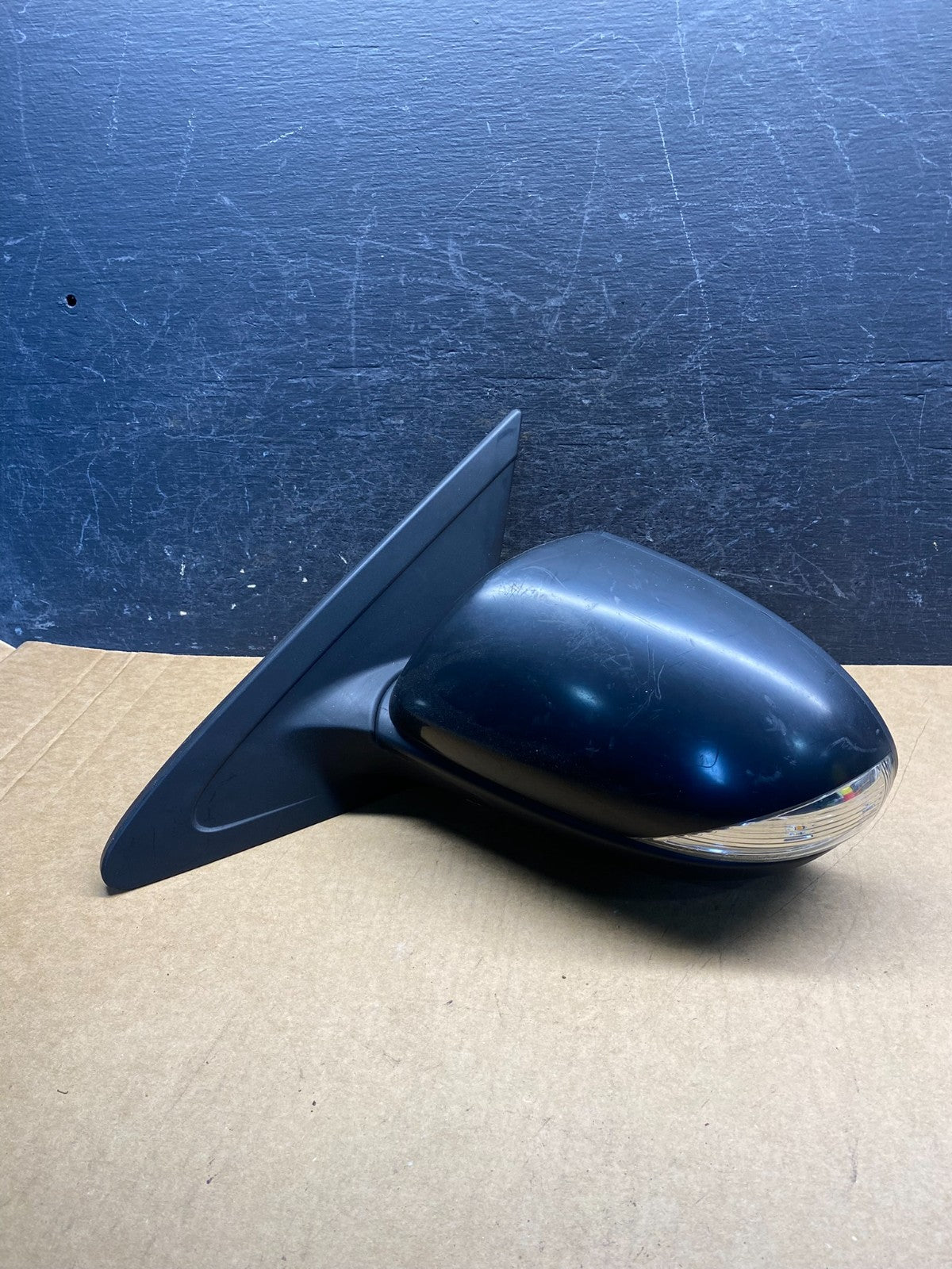 2010 to 2013 Mazda 3 Left Driver LH Turn Signal View Door Mirror Power AH7069 DW2