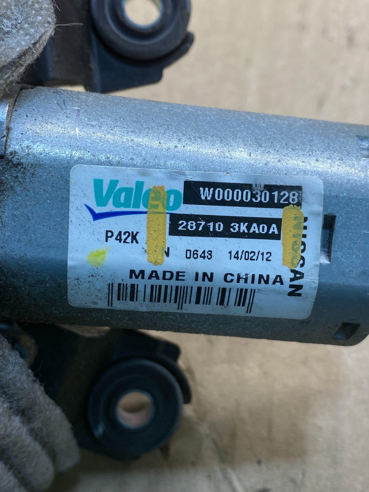 2013-2016 Nissan Pathfinder Back Door Rear Wiper Motor Wiper Blade AC0873 DG5