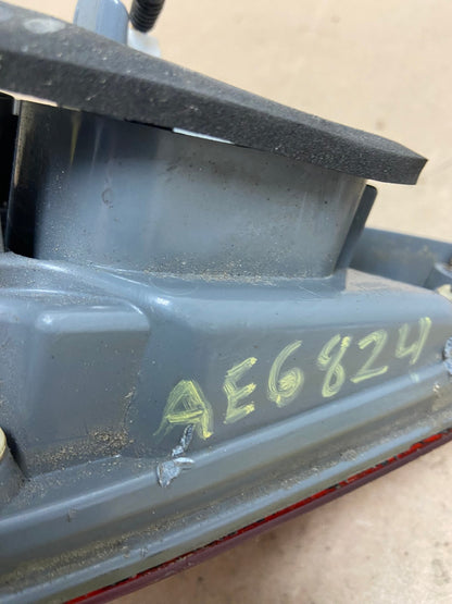 2007-2010 Hyundai Elantra Right Passenger RH Tail Light Inner AE6824 LK6