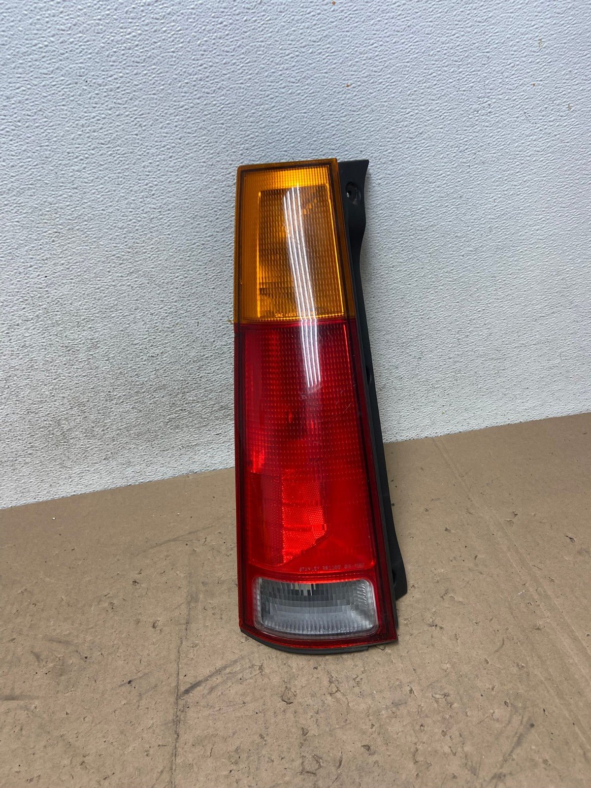 1997 1998 1999 2000 2001 Honda Crv Cr-v Left Driver Lh Tail Light AG5423 LK0