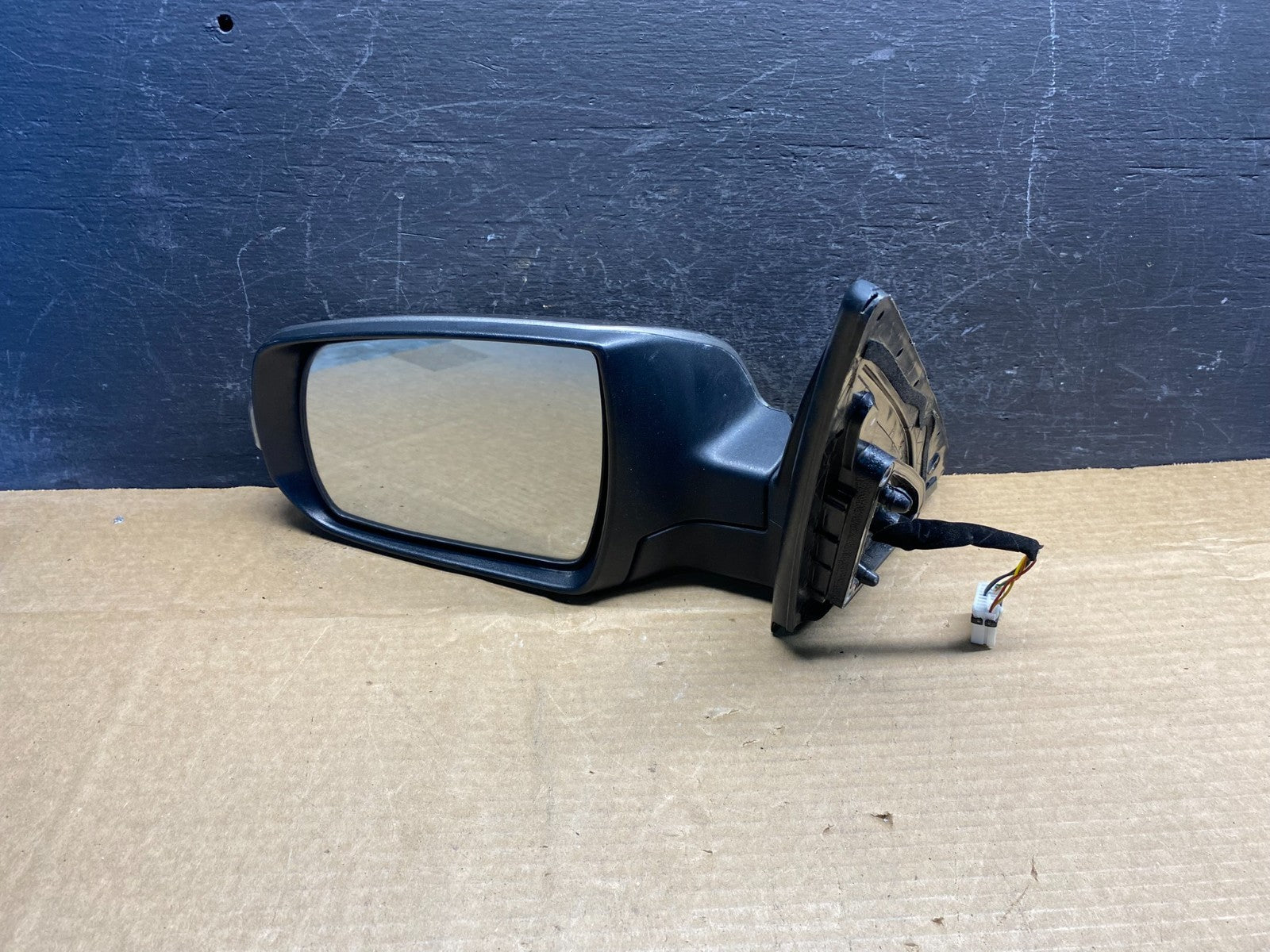 2011 - 2015 Kia Sorento Left Driver Lh Side Door Mirror Turn Signal AD96872