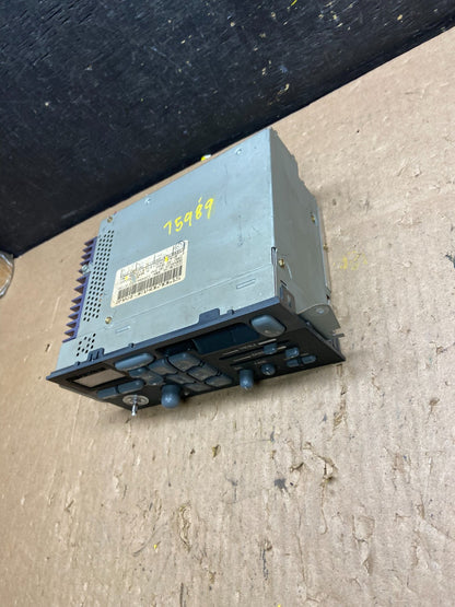 1994 - 1996 Pontiac Grand Prix Radio Cassette AM/FM Panel Oem T5989 DG6