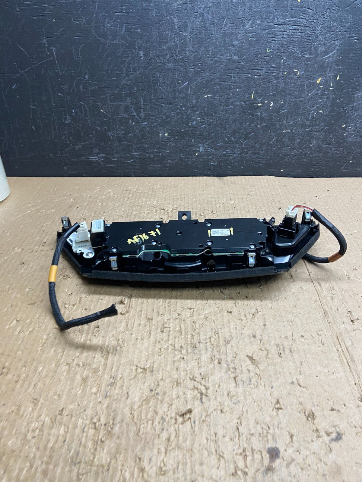 2013 to 2015 Nissan Pathfinder Information Display Control AF1671 DG5