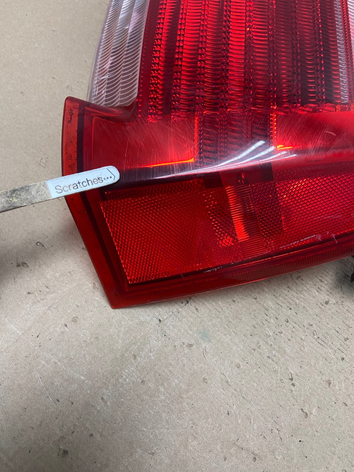 2004 2005 2006 Mitsubishi Galant Sedan Right Passenger Tail Light AF4921 LK3