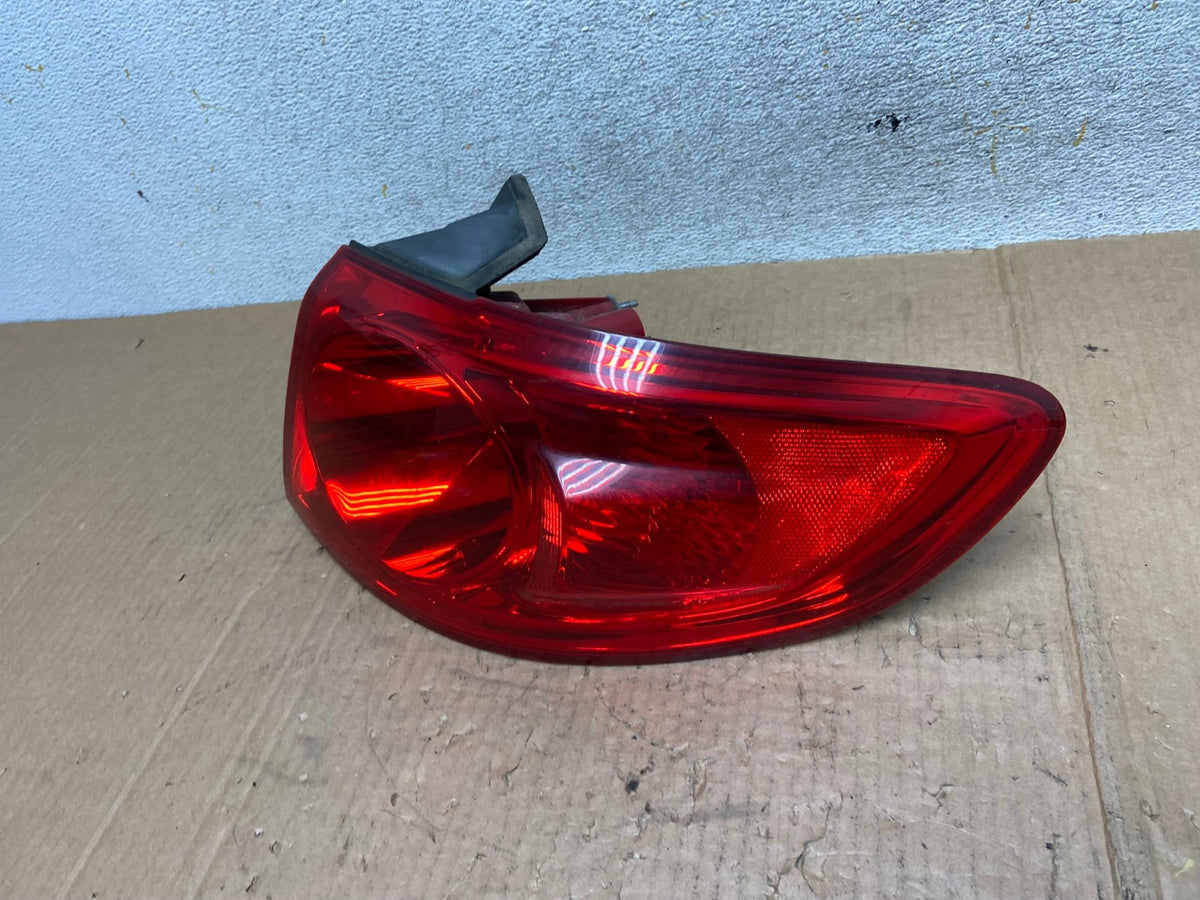2007 2008 2009 Hyundai Santa Fe Right Passenger Rh Tail Light AI5566 LK1