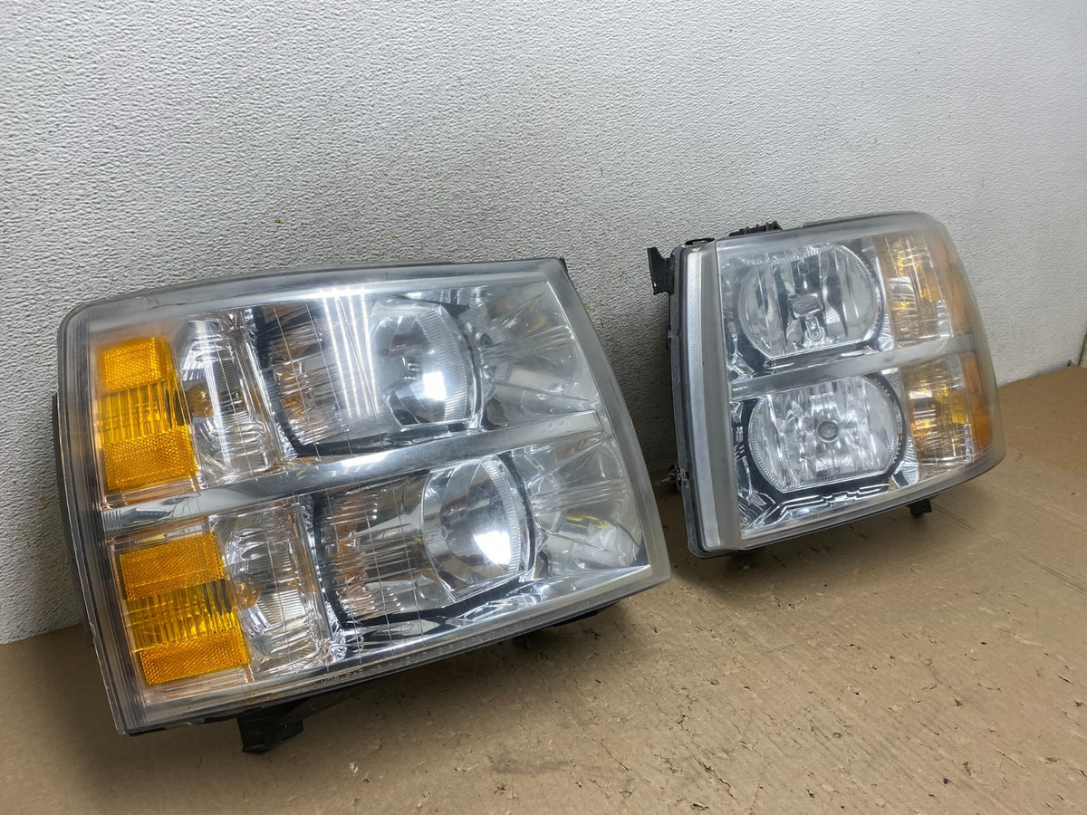 2007 to 2014 Chevrolet Silverado Left+Right Side Headlights AJ2323 DW2
