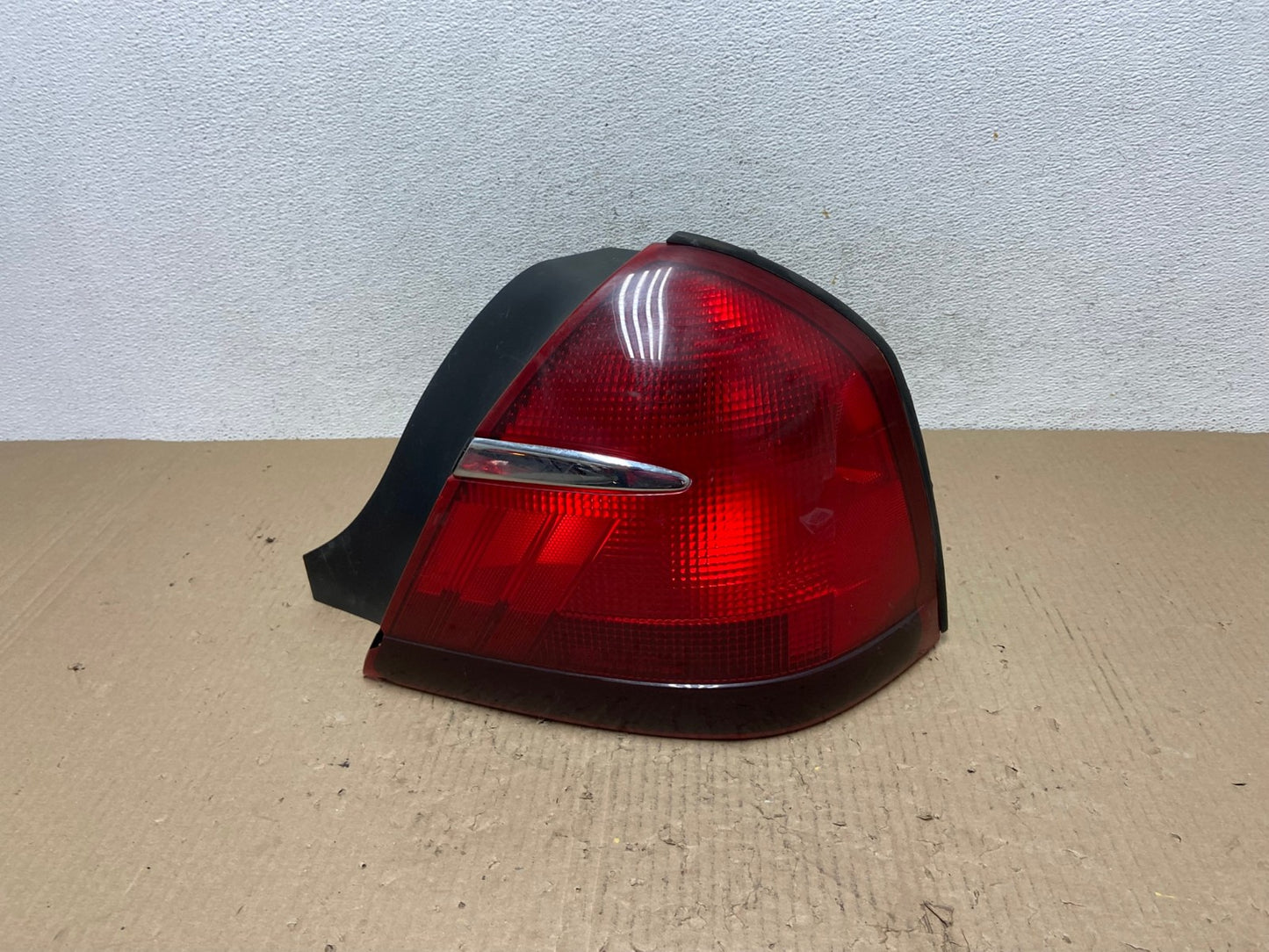 1998 to 2002 Mercury Grand Marquis Right Passenger Rh Side Tail Light AF2844 LK0