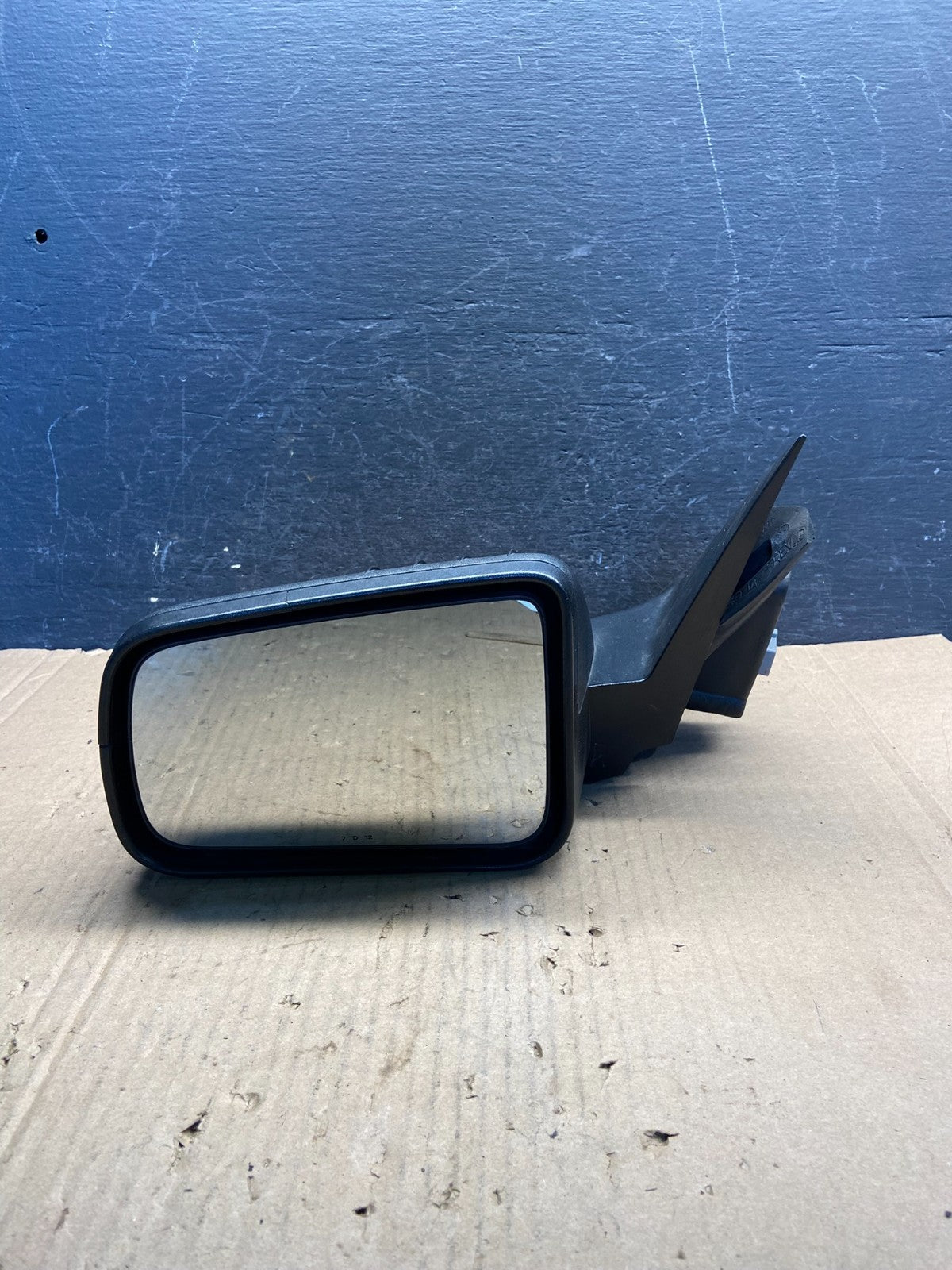 2008 to 2011 Ford Focus Left Driver View Door Mirror AE2365 DW7
