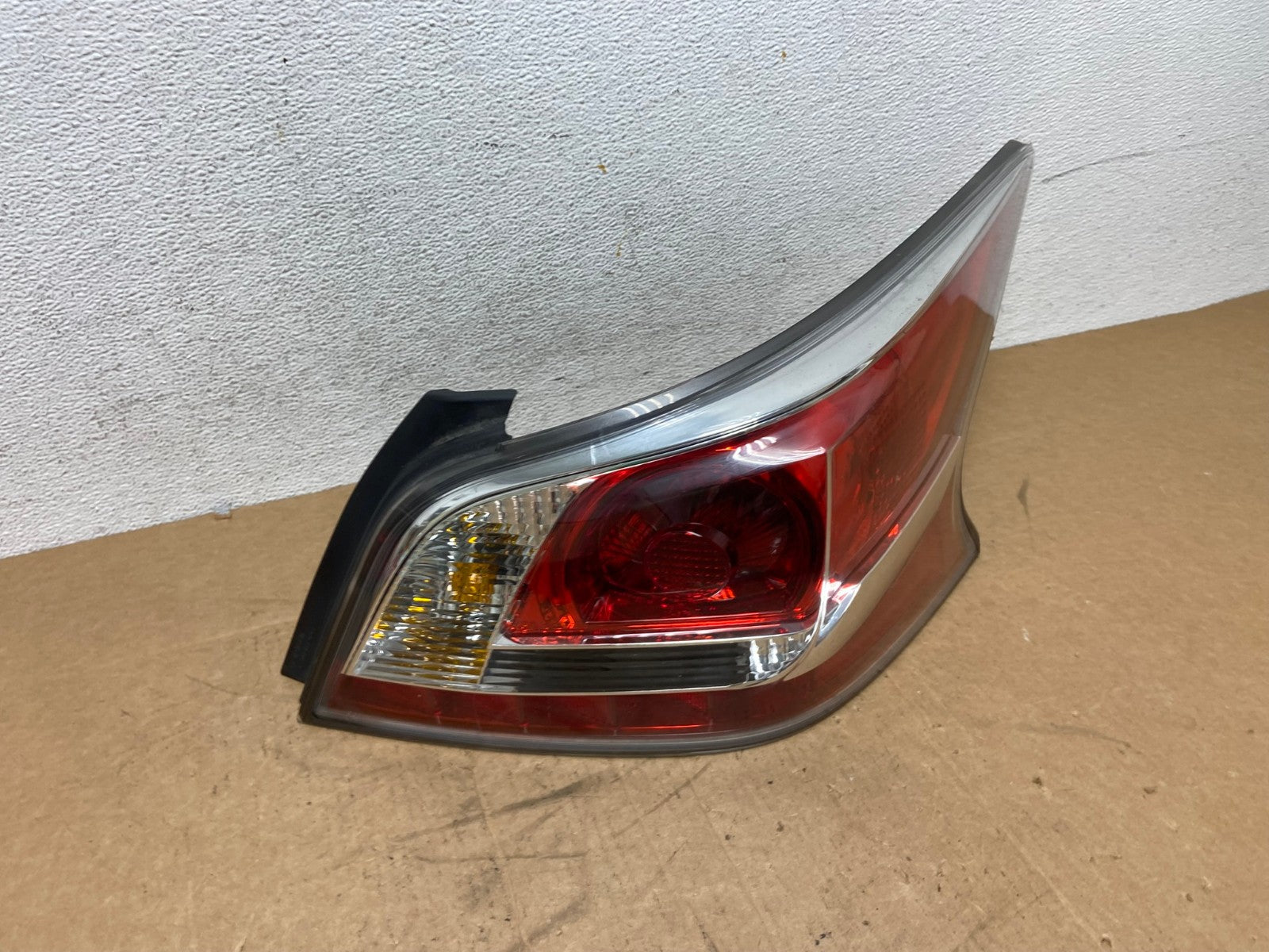 2013 2014 2015 Nissan Altima Right Passenger RH Side Tail Light AD6281 LK2