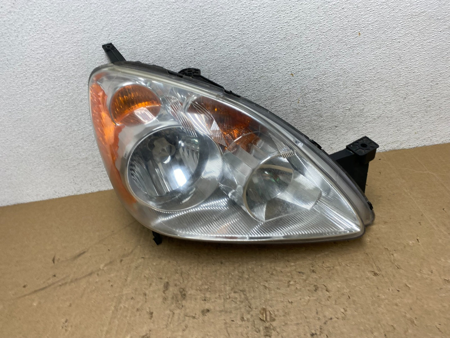 2005 -2006 Honda Crv Cr-v Halogen Headlight Right Passenger Rh AG1365 DW0