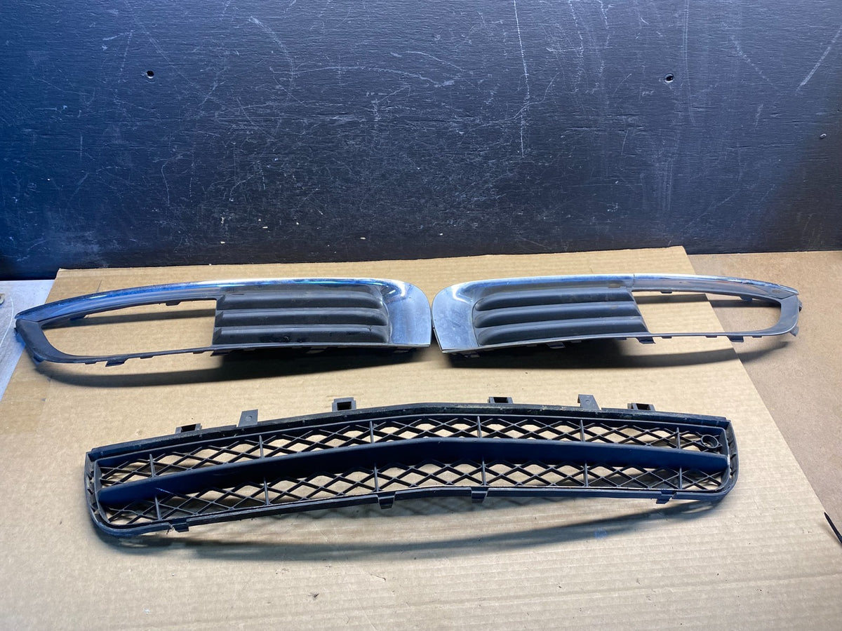 2011 2012 2013 Buick Regal Left+Right Set Fog Lights Bezel AF41180