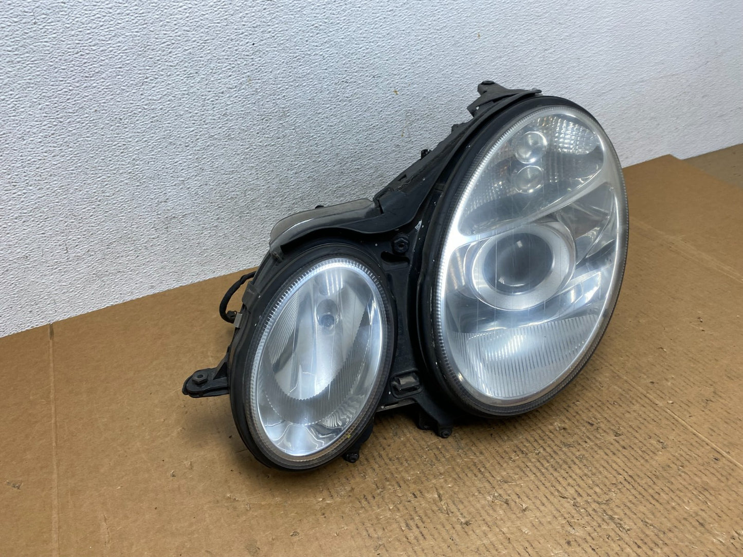 2003-2006 Mercedes E E320 E350 Left Driver Lh Side Halogen Headlight AE1238 DW2