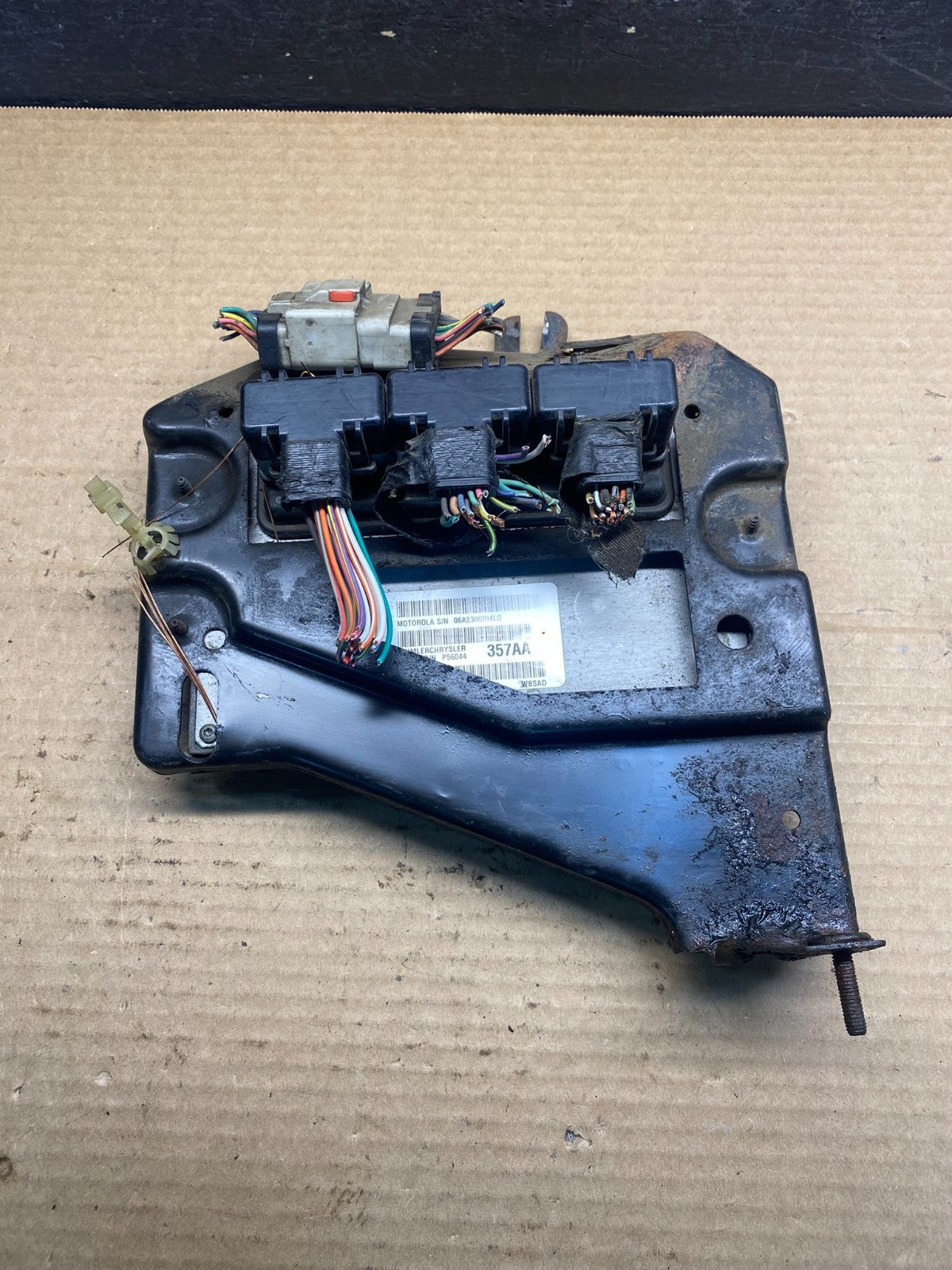 2002 Jeep Grand Cherokee 4.0L Engine Computer Module ECU ECM AF6825 DW0