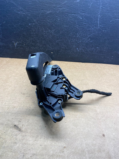 2020 to 2023 Ford Explorer Rear Windshield Wiper Motor ad7520 DG4