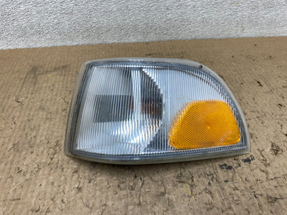1998 to 2001 Volvo C70 Left Driver LH Side Turn Signal OEM W7993 DW0