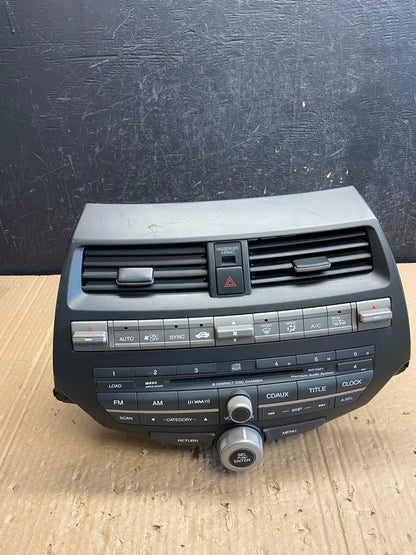 2010-2012 Honda Accord Crosstour Front Radio AM/FM CD Climate Control AF63910