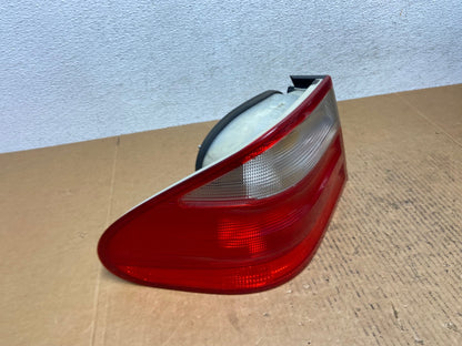 1998 to 2003 Mercedes Benz W208 CLK Left Driver Lh Side Tail Light AE0632 LK2